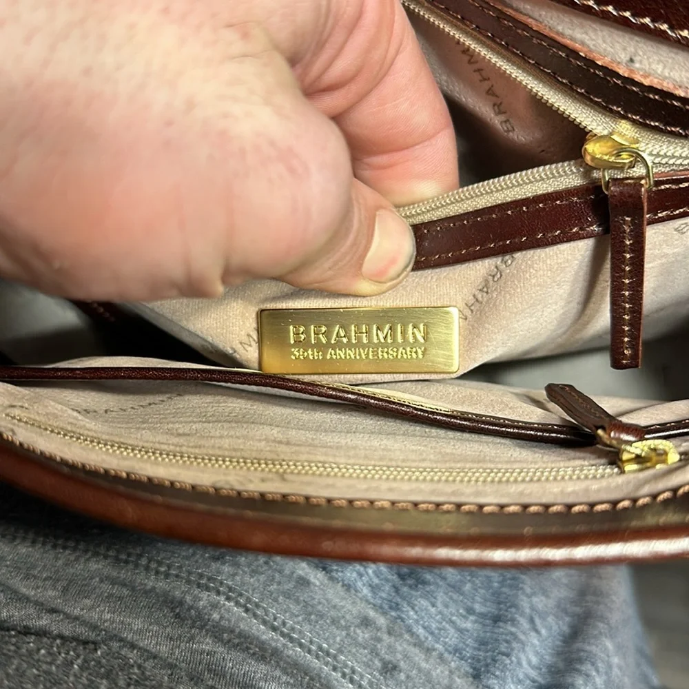 Brahmin 35th anniversary leather purse perfect condition - Picture 7 of 10